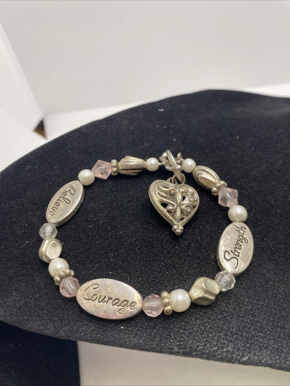 Womens Courage Hope Heart Bracelet